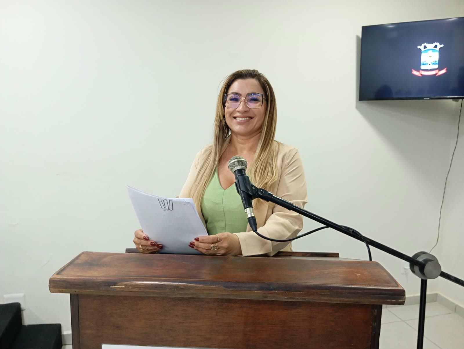 VEREADORA JOSIANE BRAGA APRESENTOU AS INDICAÇÕES N°170 E 171/2026